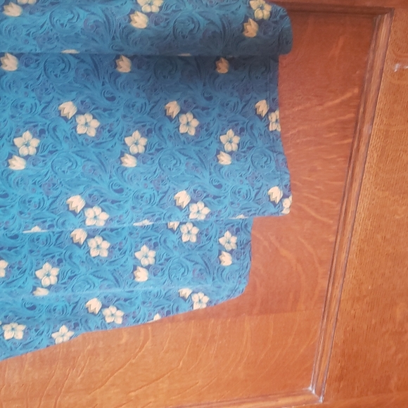 LULUROE Women's Sz. Lrg. - Picture 6 of 8